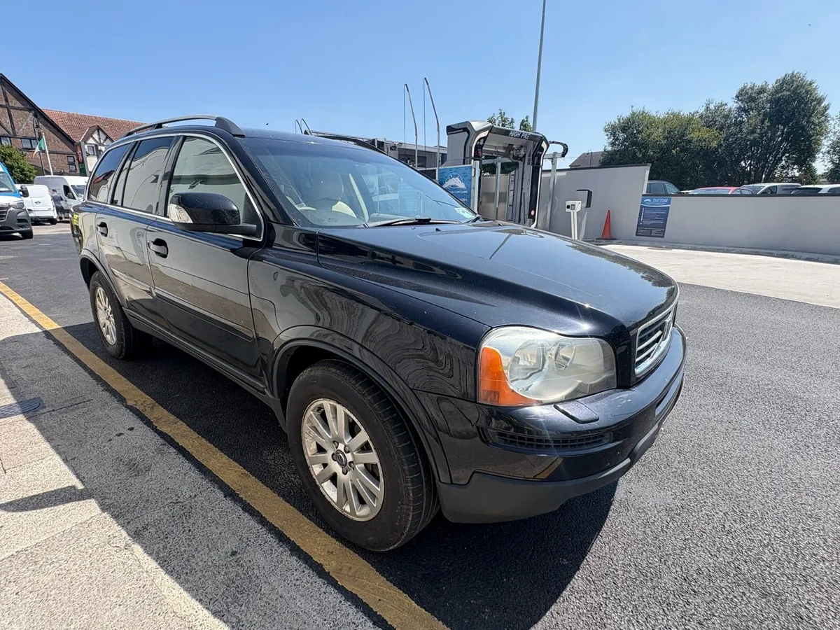 Volvo xc90 - Image 2