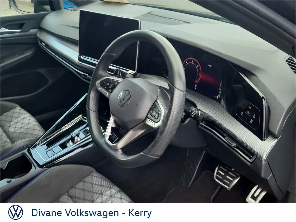 Volkswagen Golf R-LINE 2.0 TDI 150 BHP AUTO - Image 4