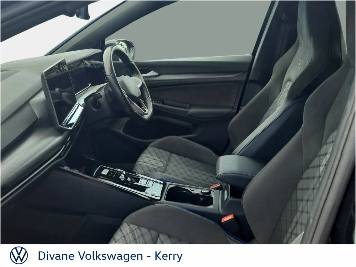 Volkswagen Golf R-LINE 2.0 TDI 150 BHP AUTO - Image 4