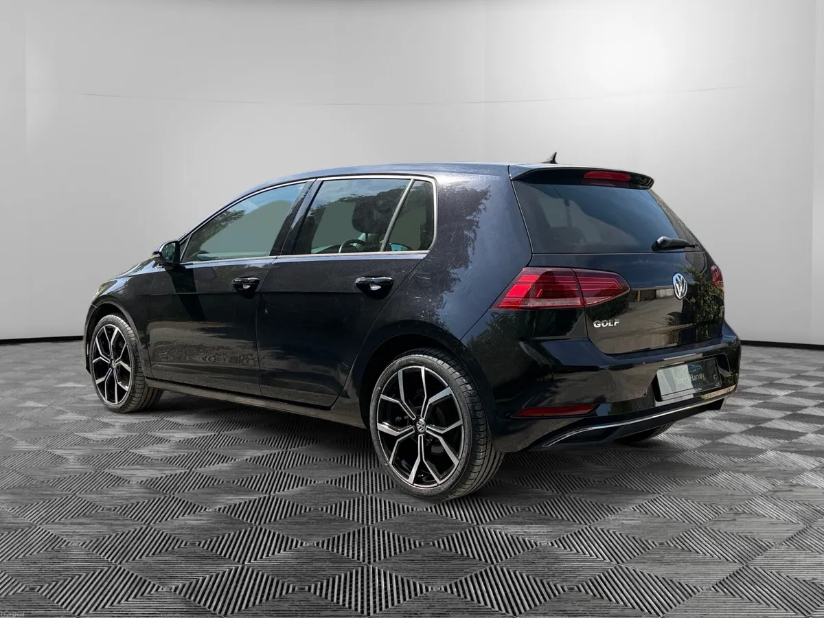 VW GOLF 2017 DSG - Image 3