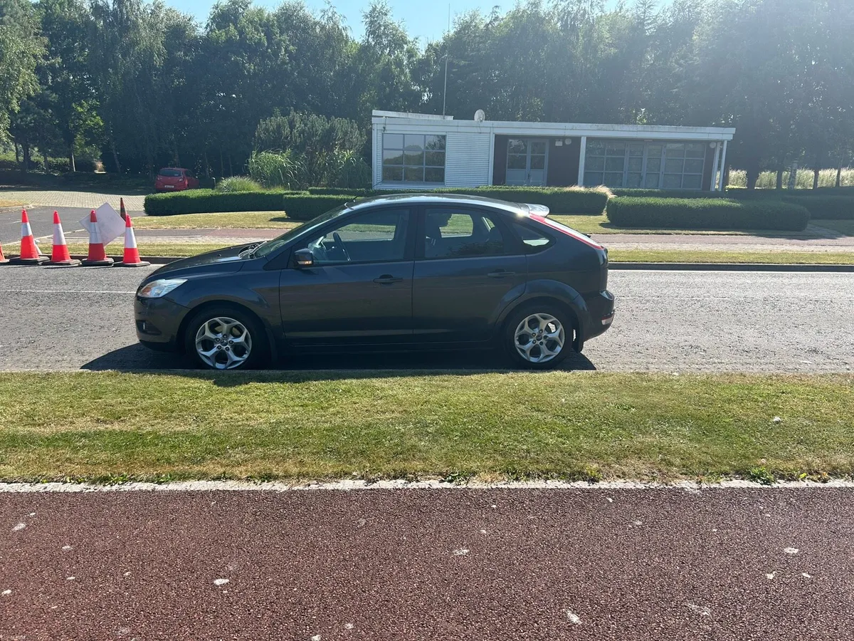 FORD FOCUS 1.6 DIESEL NCT 9/26 LOW MILEAGE - Image 2