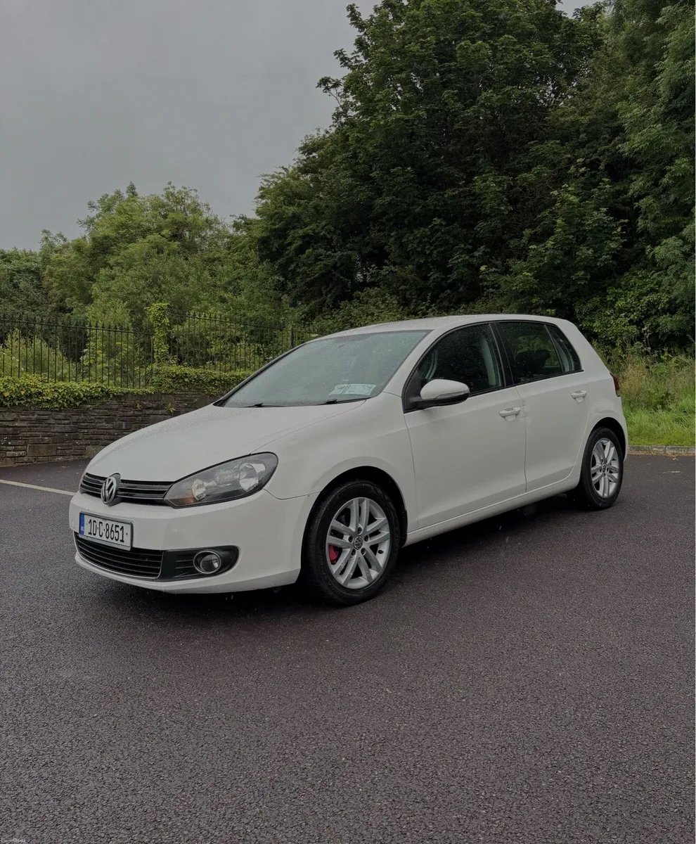 Volkswagen Golf - Image 1
