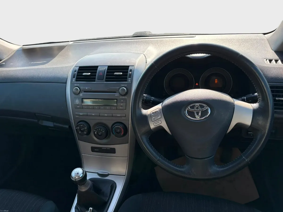 TOYOTA COROLLA 1.4 LUNA - Image 6