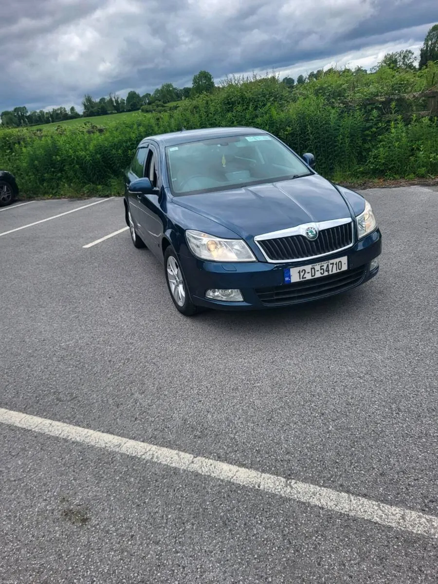 Car - Image 2
