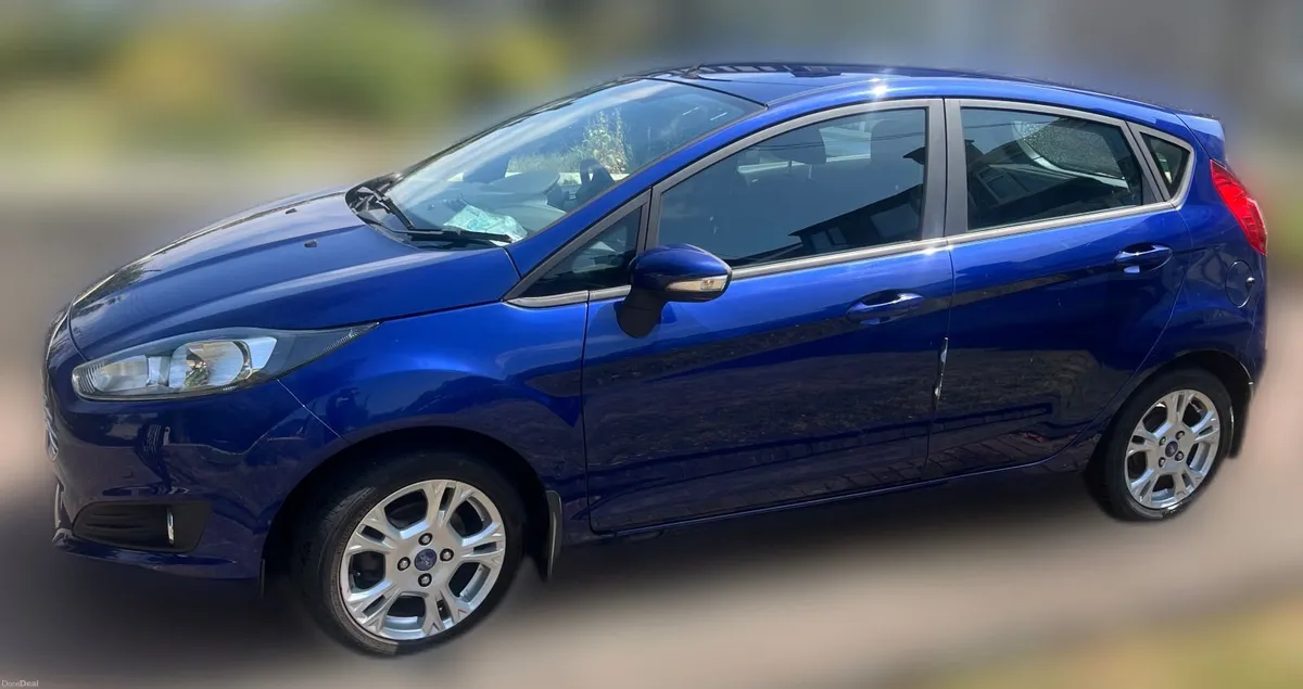 2014 Ford Fiesta - Image 1