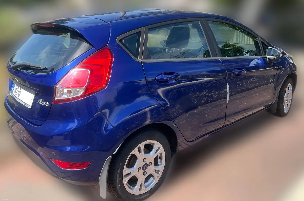 2014 Ford Fiesta - Image 4