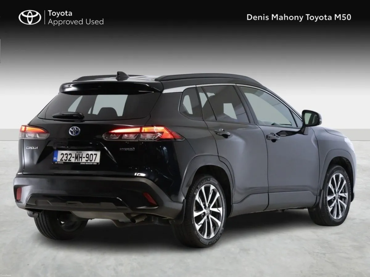 Toyota Corolla Cross Sol Hybrid - Image 2