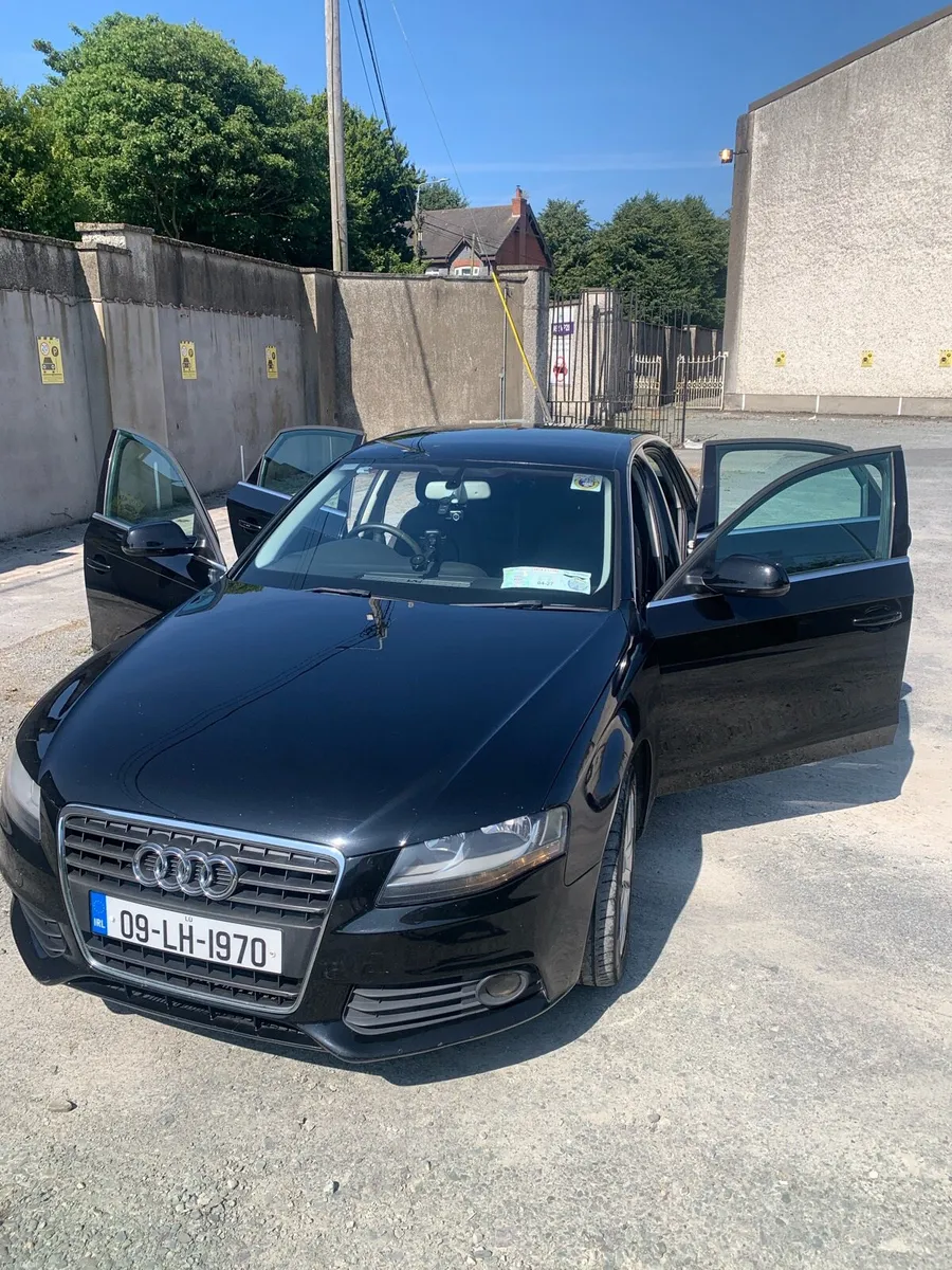 Audi A4 - Image 1