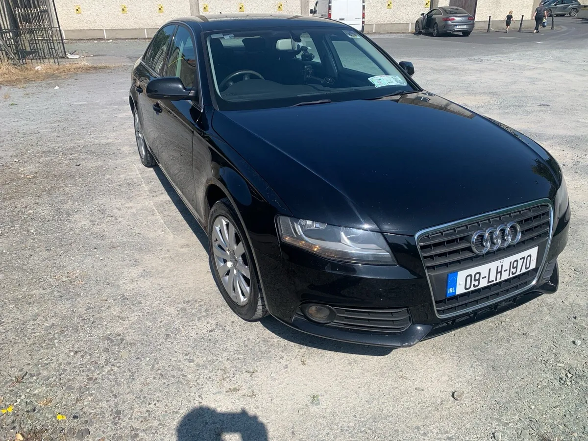 Audi A4 - Image 2