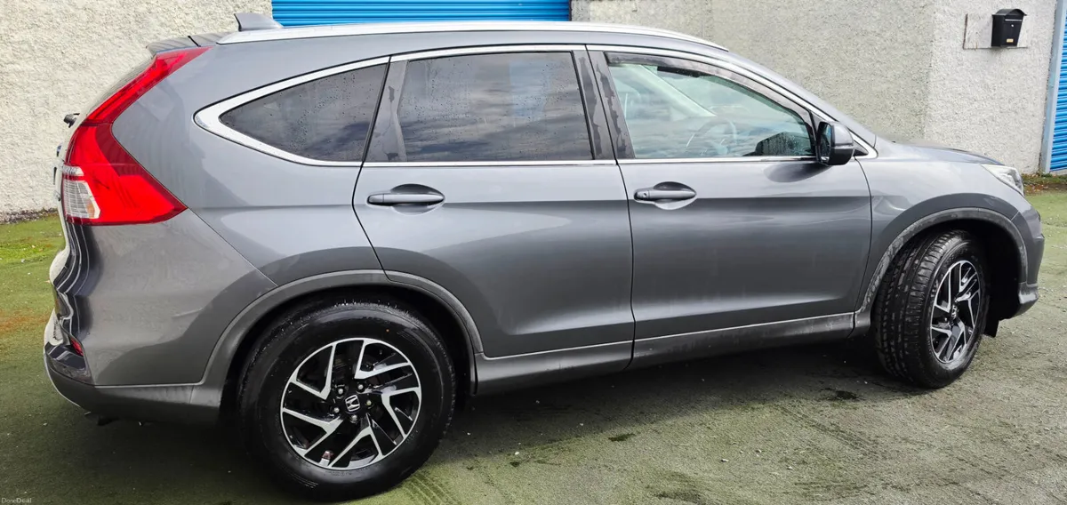 Honda CR-V 1.6 i-dtec 160bhp AWD NCT TAX - Image 4