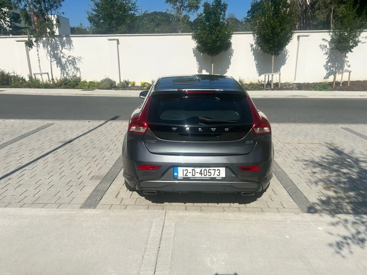 Volvo v40 D3 150 BHP - Image 3