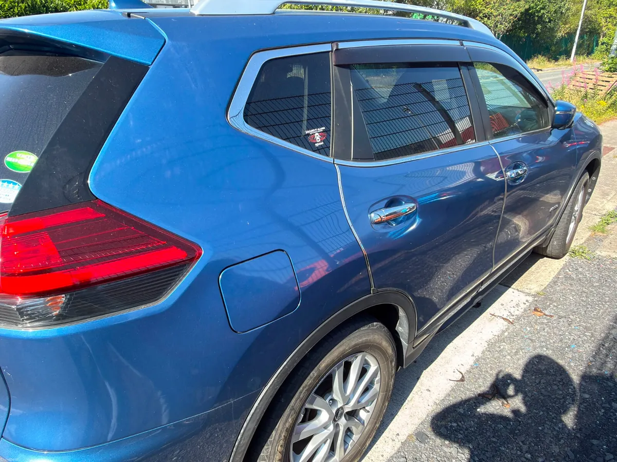 Nissan X-Trail 2017 - Image 2