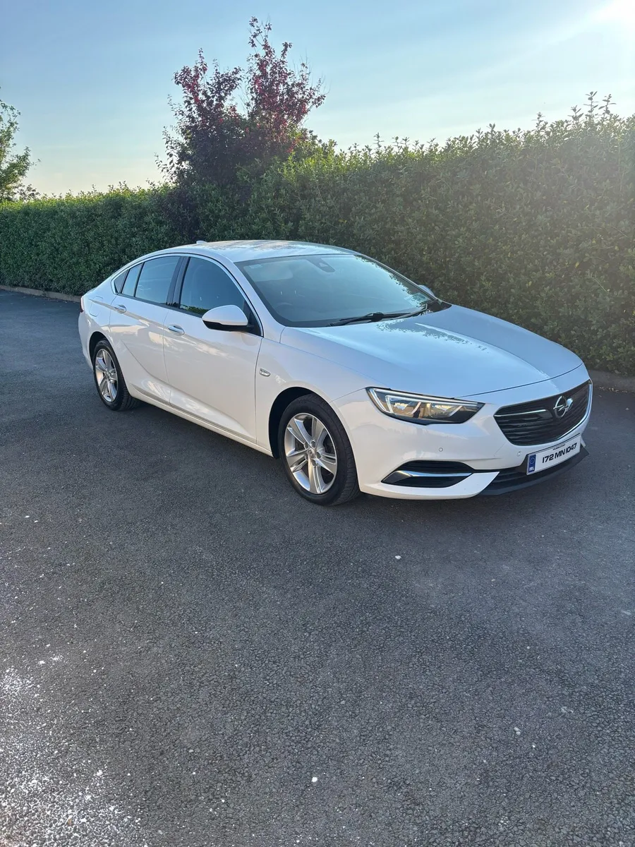 2017 Vauxhall insignia - Image 1