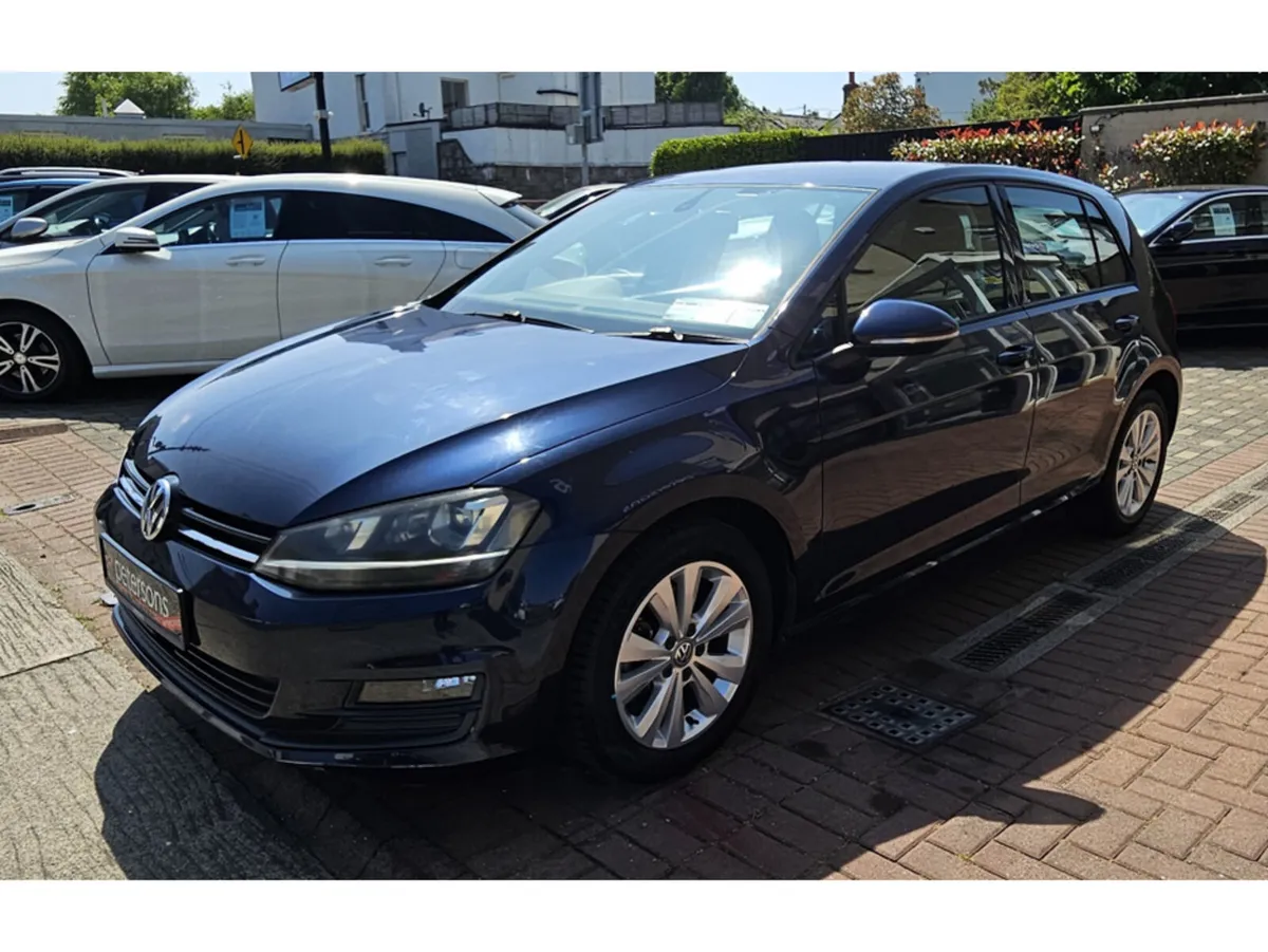 Volkswagen Golf 1.2 PETROL AUTOMATIC - VERY LOW MI - Image 4