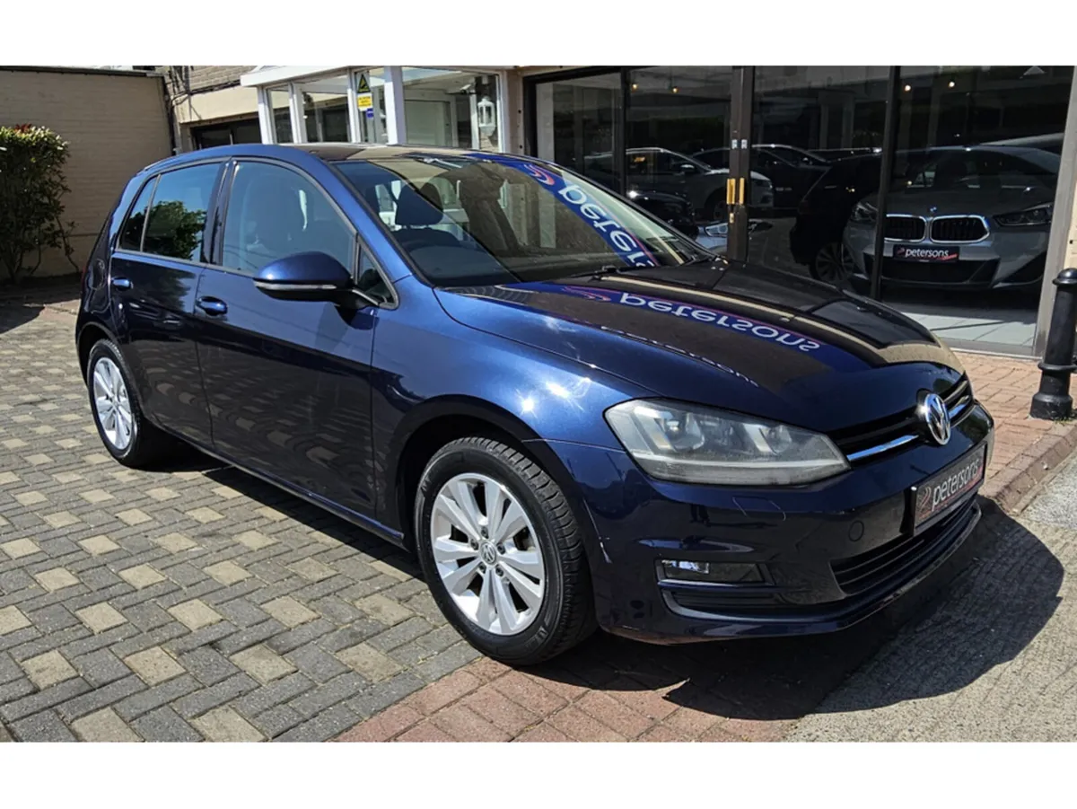 Volkswagen Golf 1.2 PETROL AUTOMATIC - VERY LOW MI - Image 3
