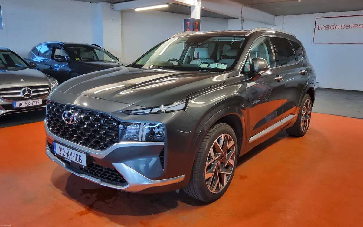 Hyundai Santa Fe 2021 - Image 4