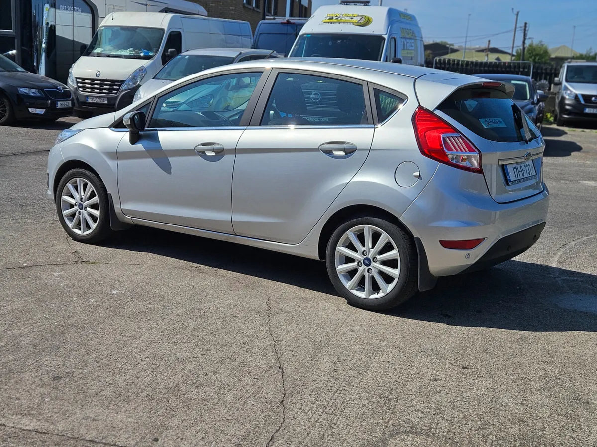 Ford Fiesta 1.2  Titanium Spec - Image 3