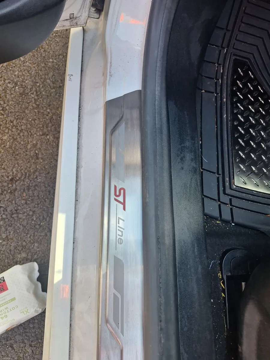 Ford Fiesta 2018 - Image 2