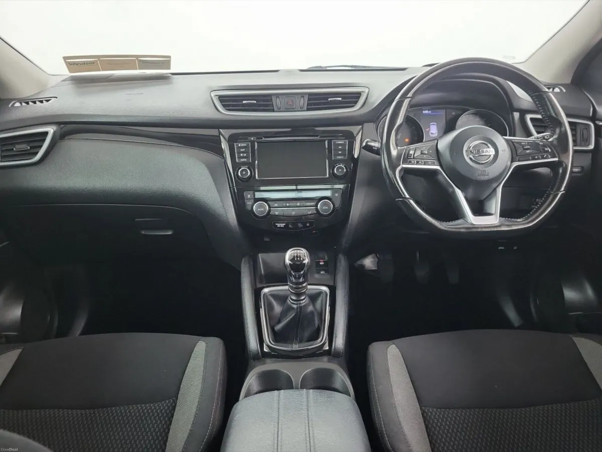 Nissan Qashqai 1.3 PET SV - Image 4