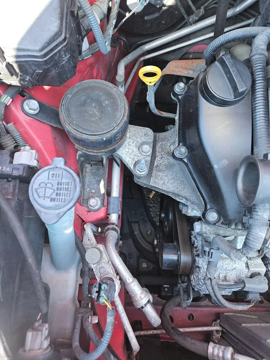 Toyota Vitz 2014 - Image 4