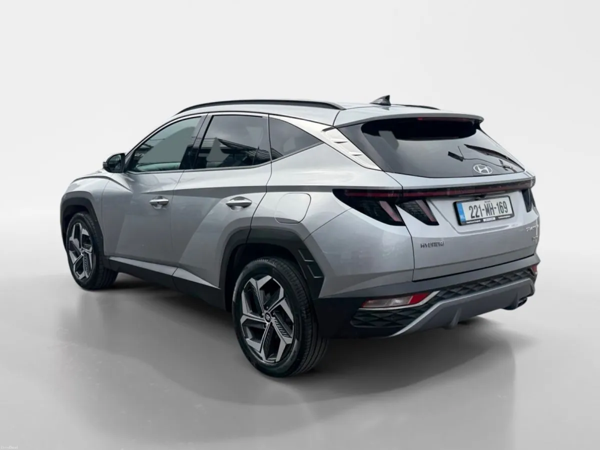 Hyundai Tucson 2WD Executive Plus HEV Auto - Image 5