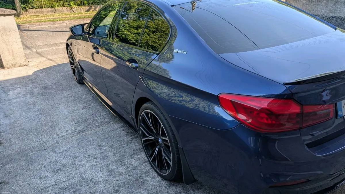 BMW 530E M-SPORT - Image 3