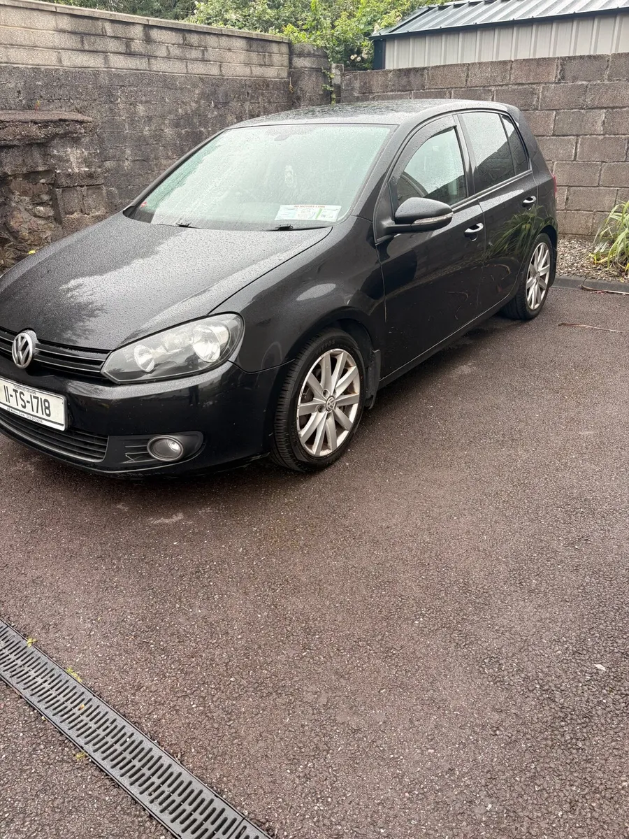 Volkswagen Golf 2011 - Image 1