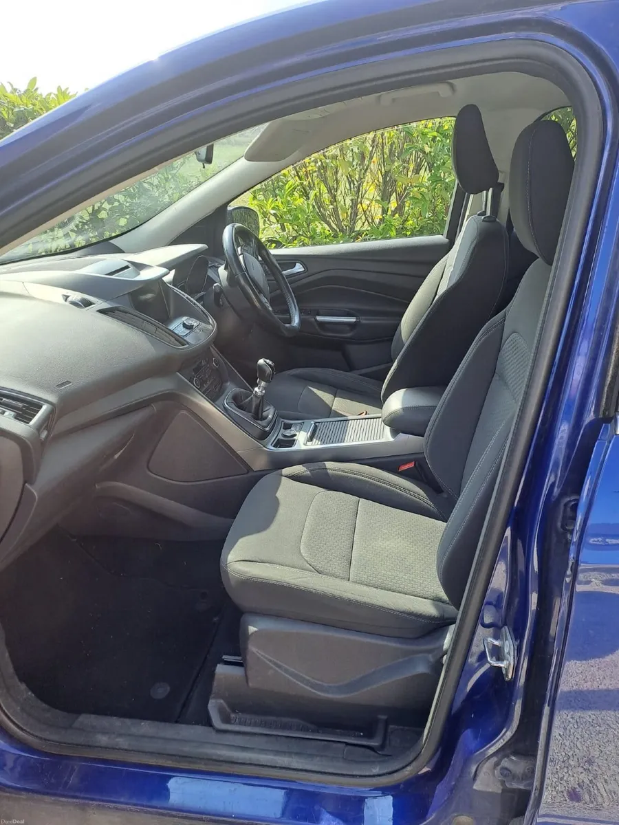 Ford Kuga 2017 - Image 4