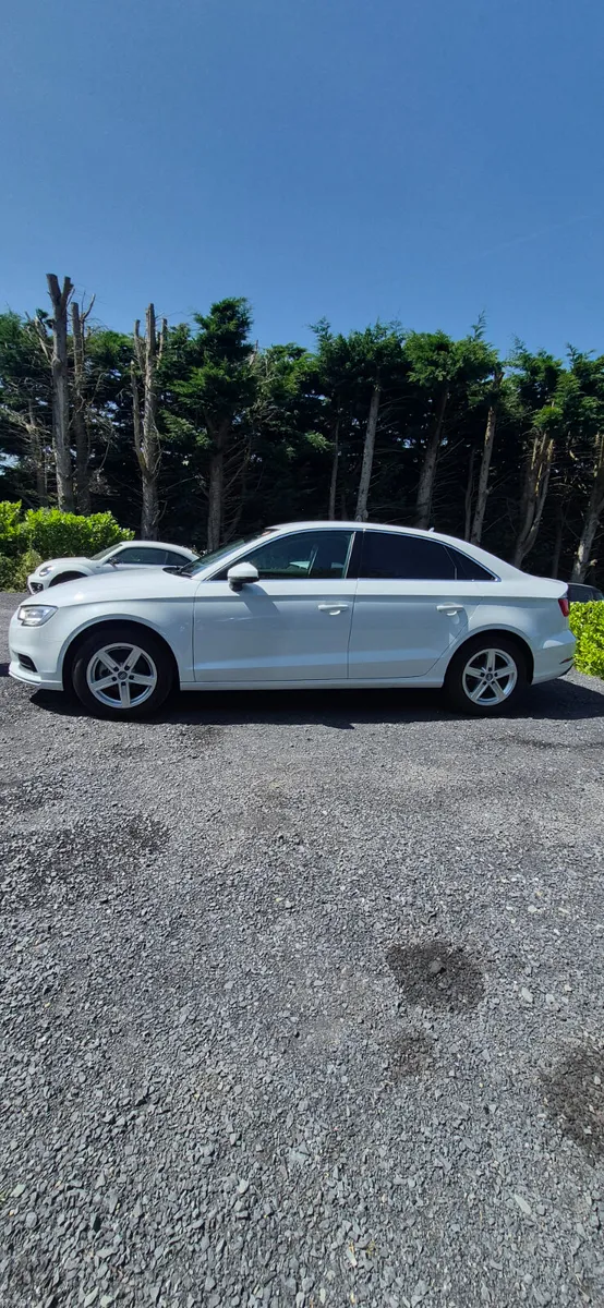 2017 AUDI A3 SUDAN AUTOMATIC ULTRA LOW KMS - Image 5
