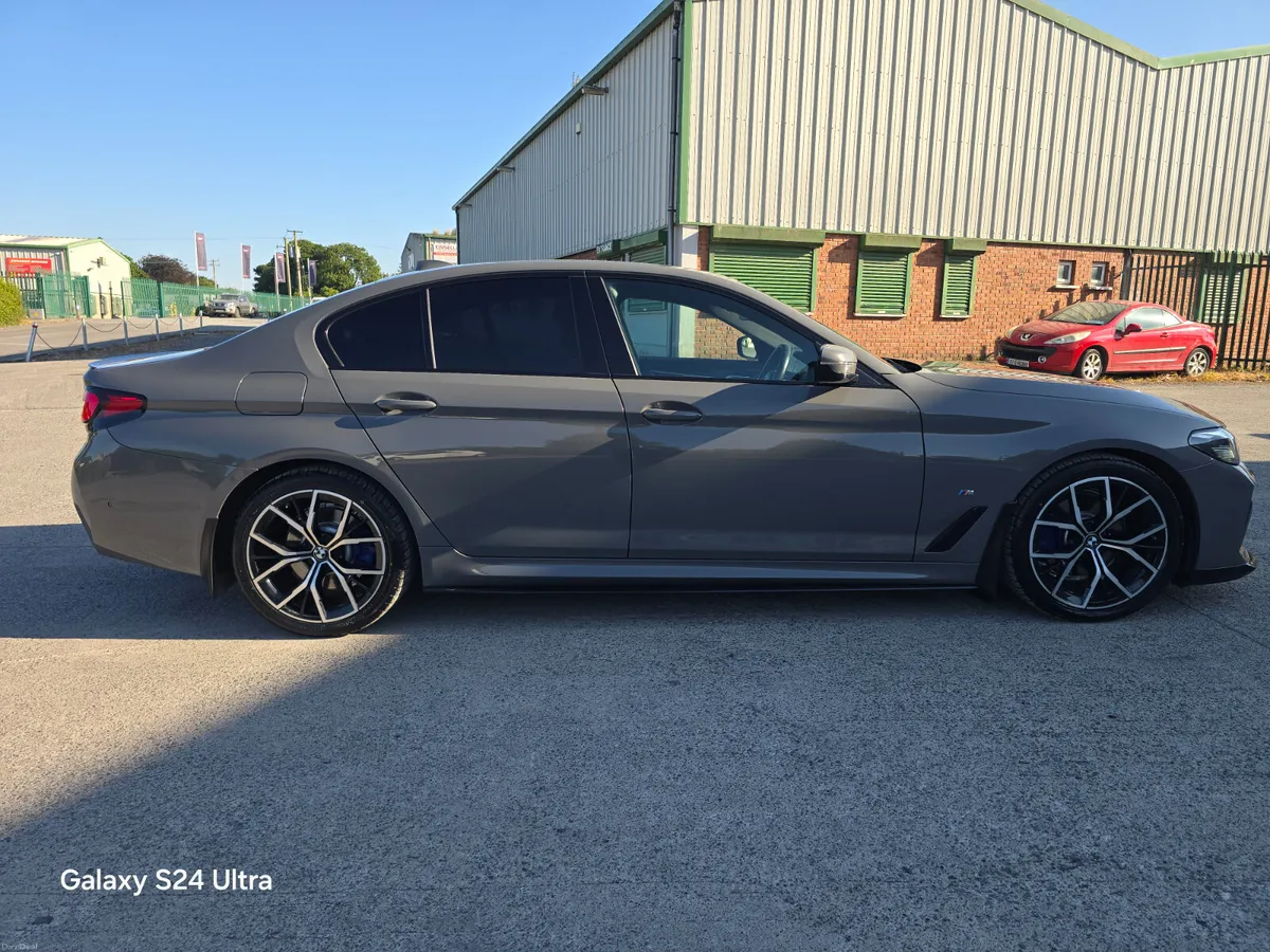 BMW 5-Series 520d M Sport MHEV FACELIFT - Image 5