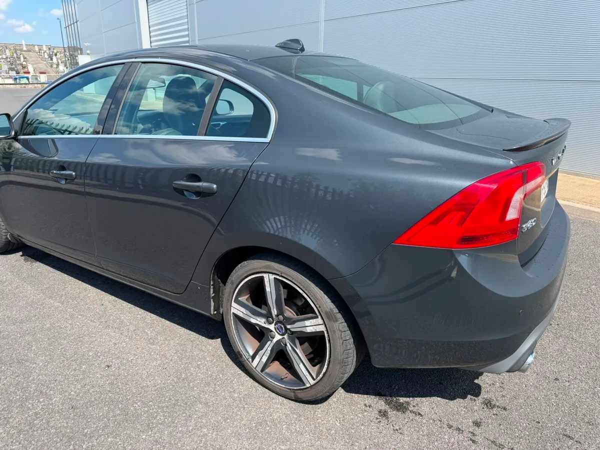 Volvo S60 **Read add** - Image 3