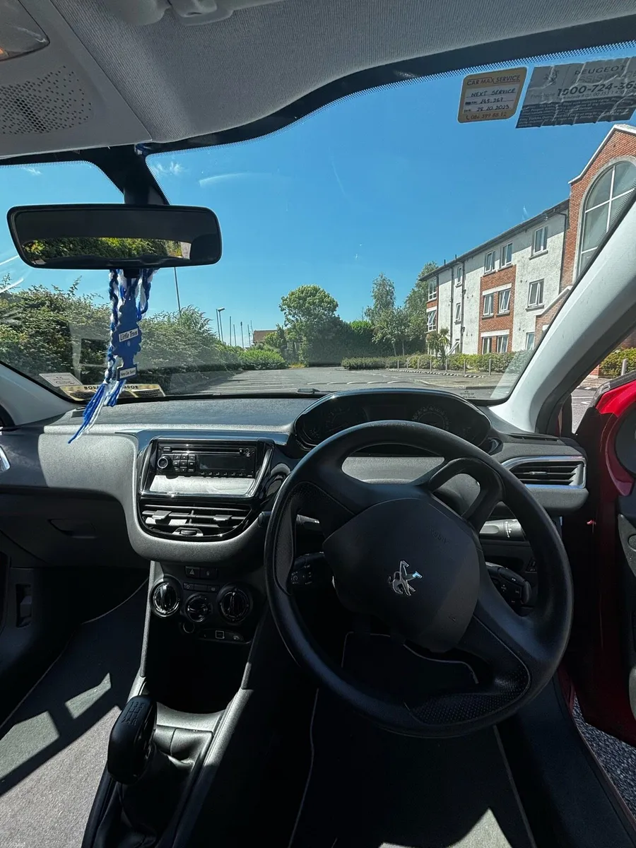 Peugeot 208 1L petrol 2014 - Image 6