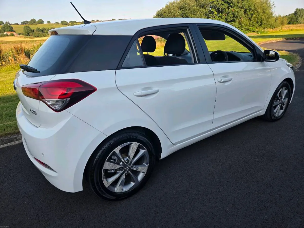 Hyundai i20 1 Year NCT - Image 3