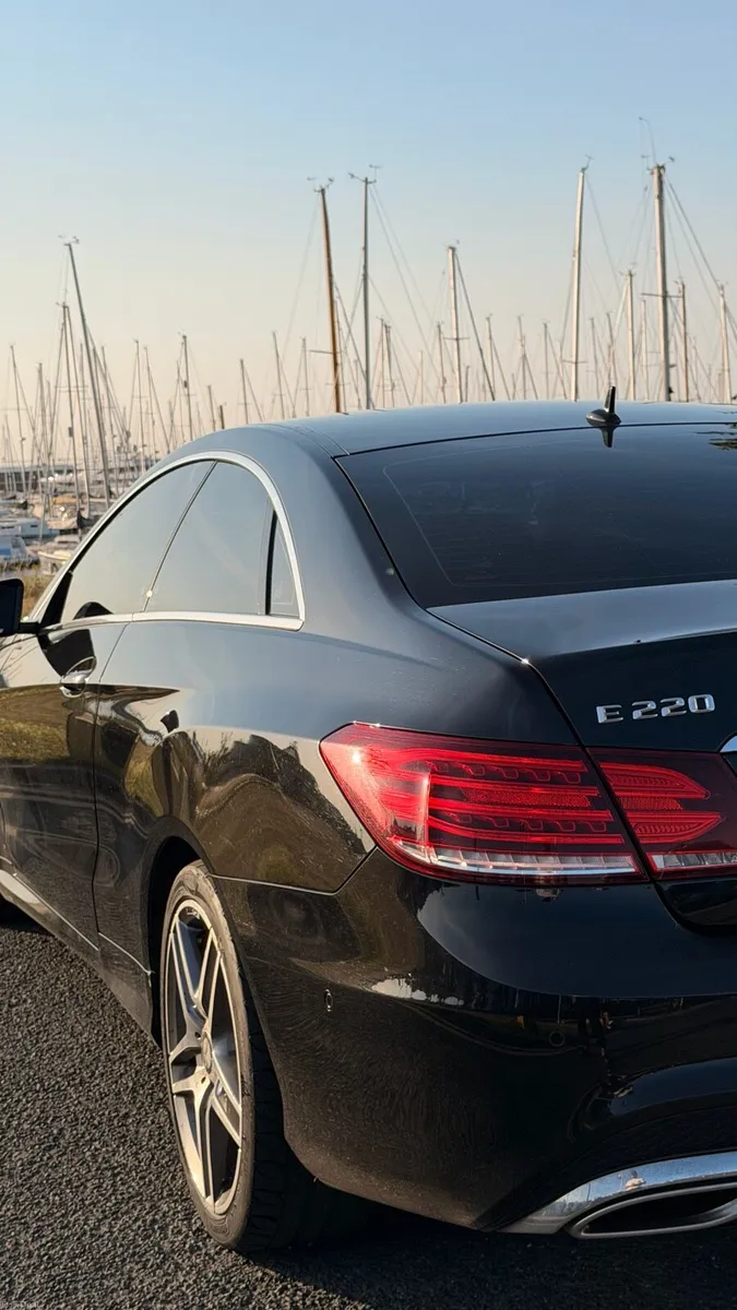 ​Mercedes-Benz E220 Coupe 2015 - Image 4