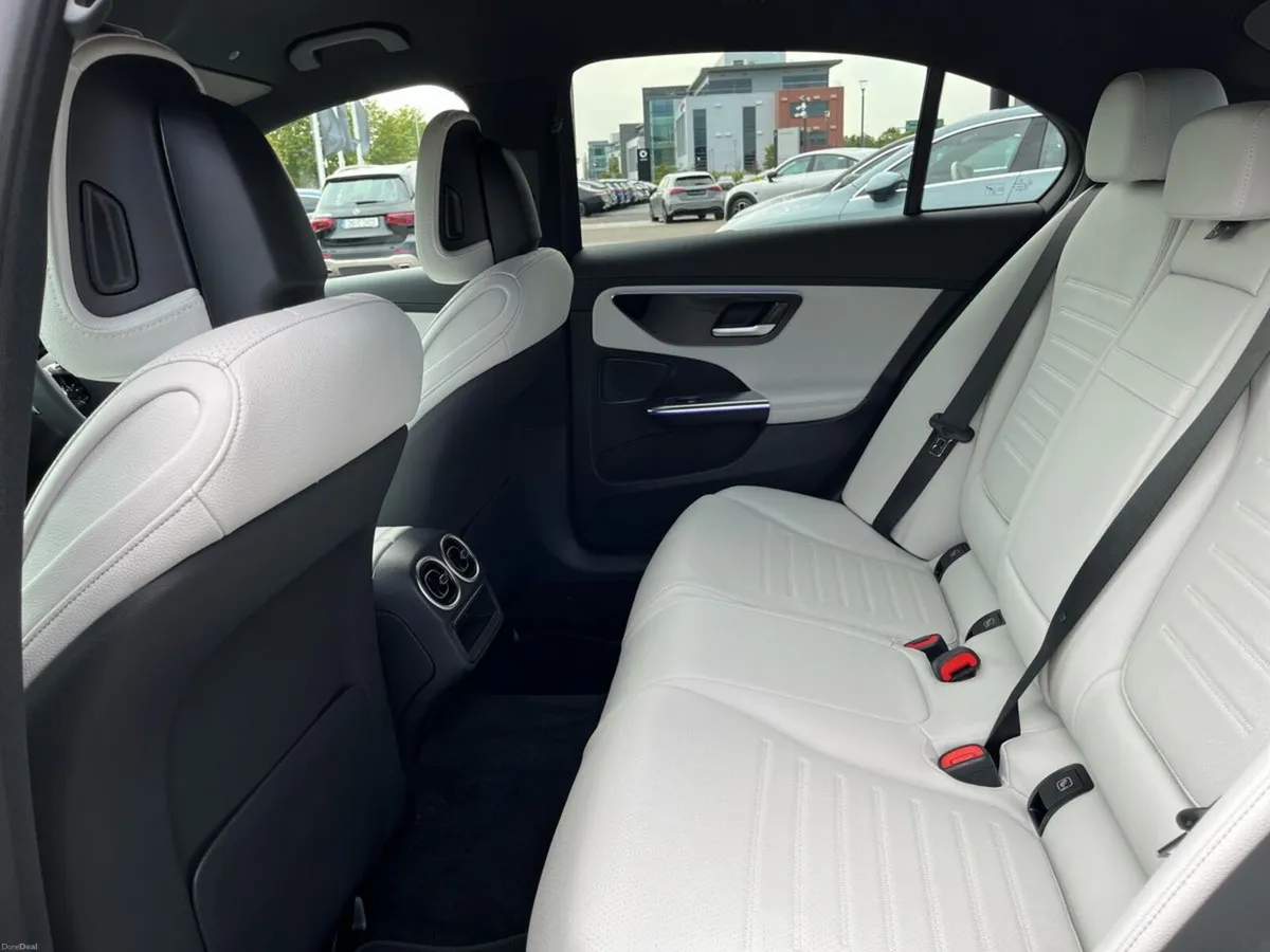 Mercedes-Benz C-Class C 200D AMG Line Plus MHEV Sa - Image 4