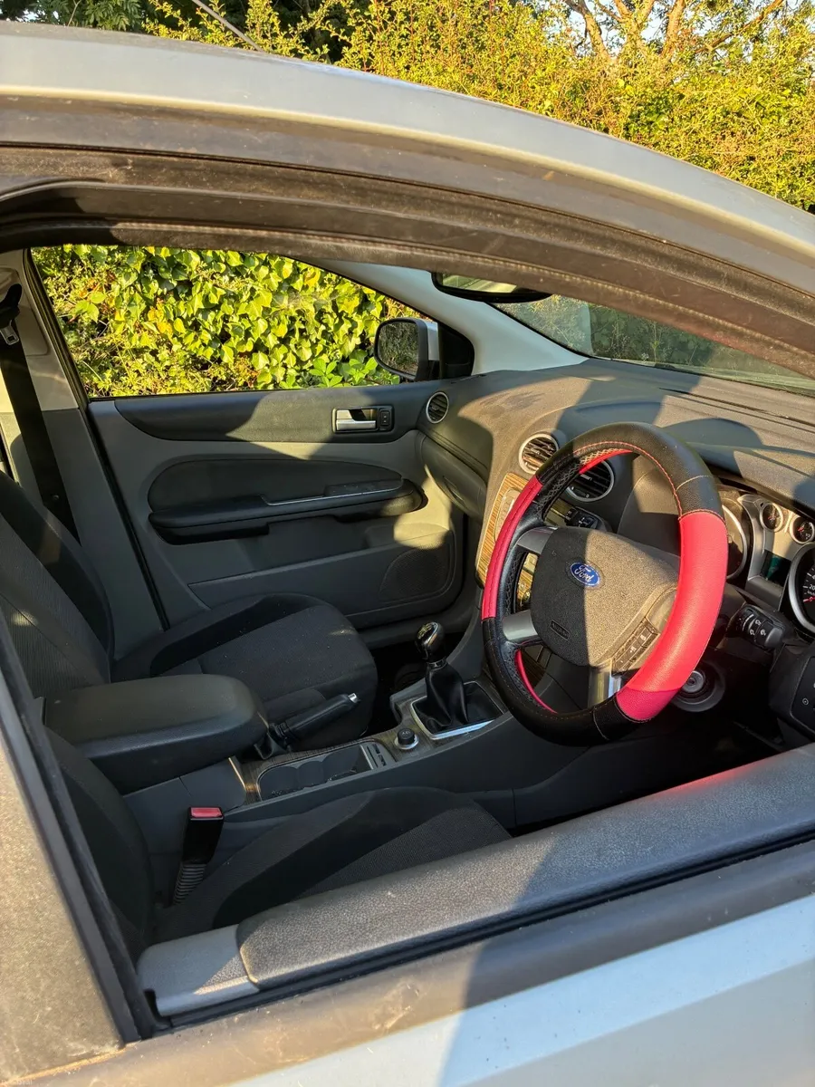 Ford Focus 2009 - Image 1