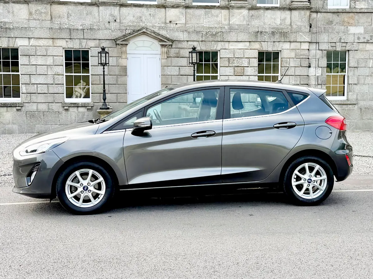 Ford Fiesta 2018!!1.1L TITANIUM!!WET BELT DONE!! - Image 4