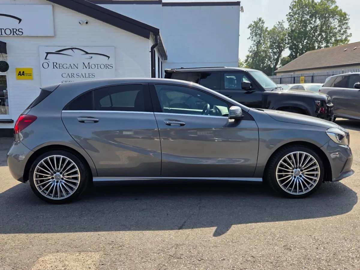 Mercedes-Benz A-Class (162) A180 1.6 PETROL URBAN - Image 2