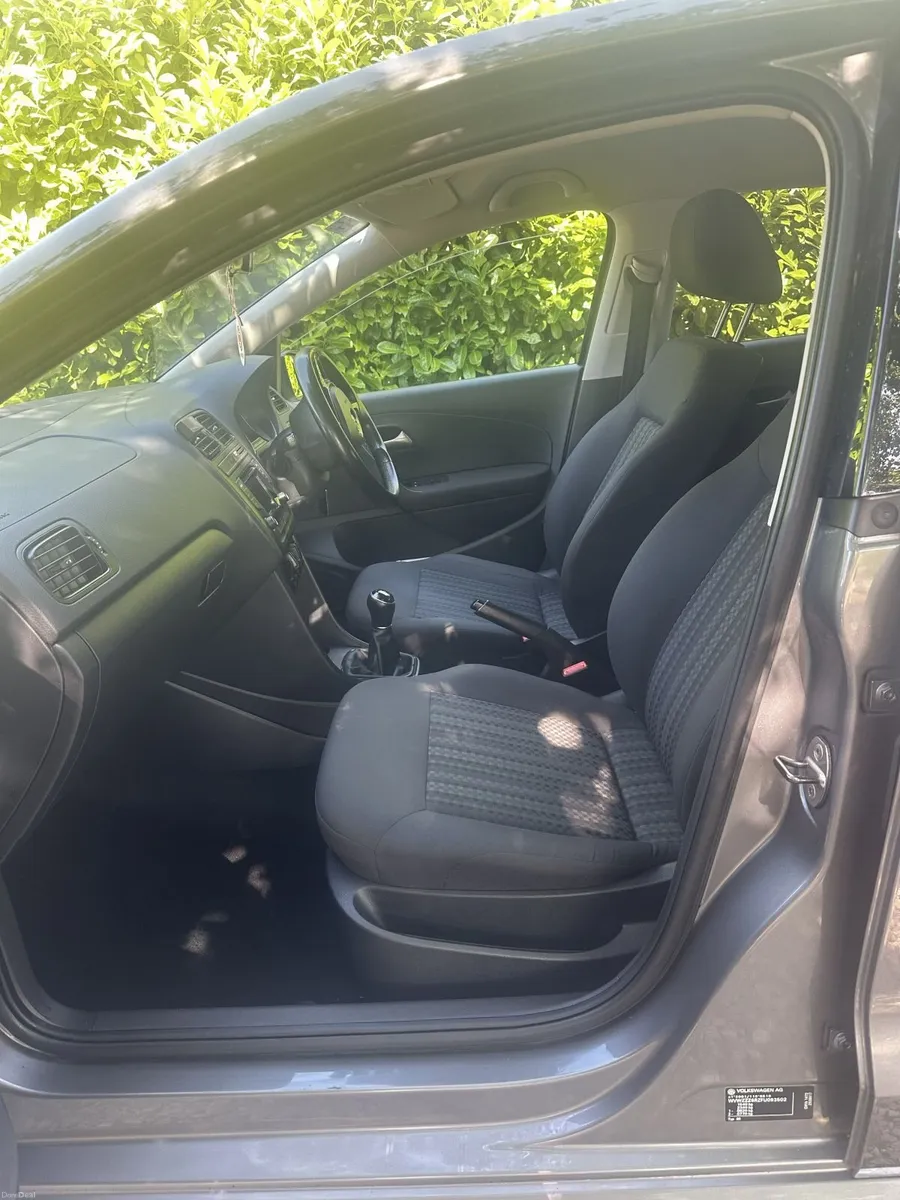 Volkswagen Polo 2015 - Image 4