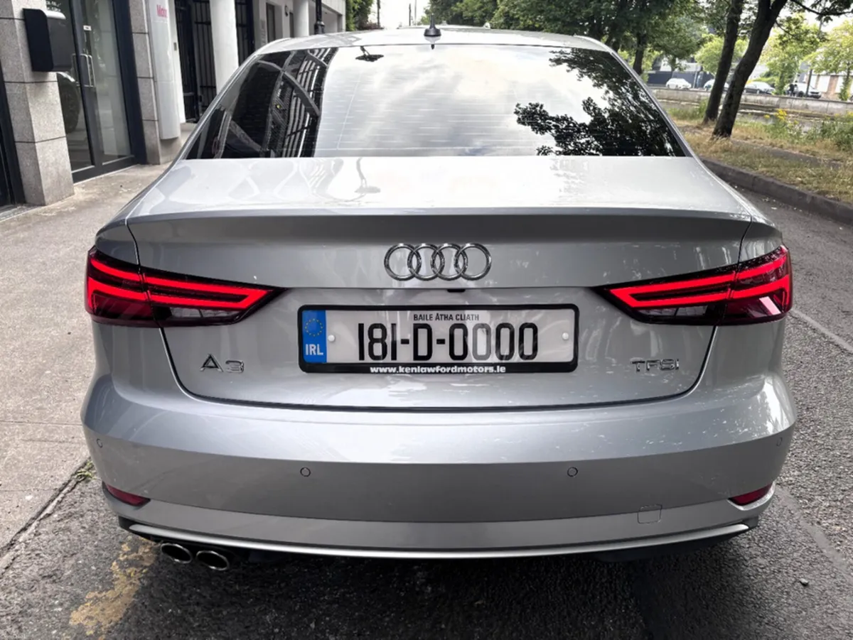 Audi A3 1.4 Tfsi SPORT AUTO SALOON LEATHER - Image 4