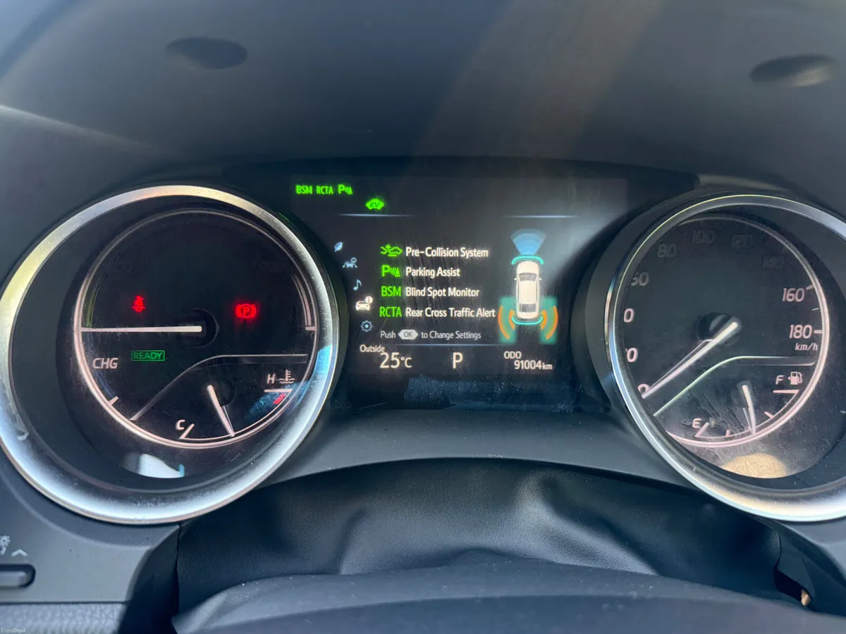 Toyota Camry - Image 4
