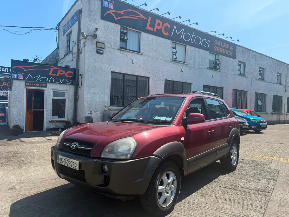 Hyundai Tucson 2005 - Image 2