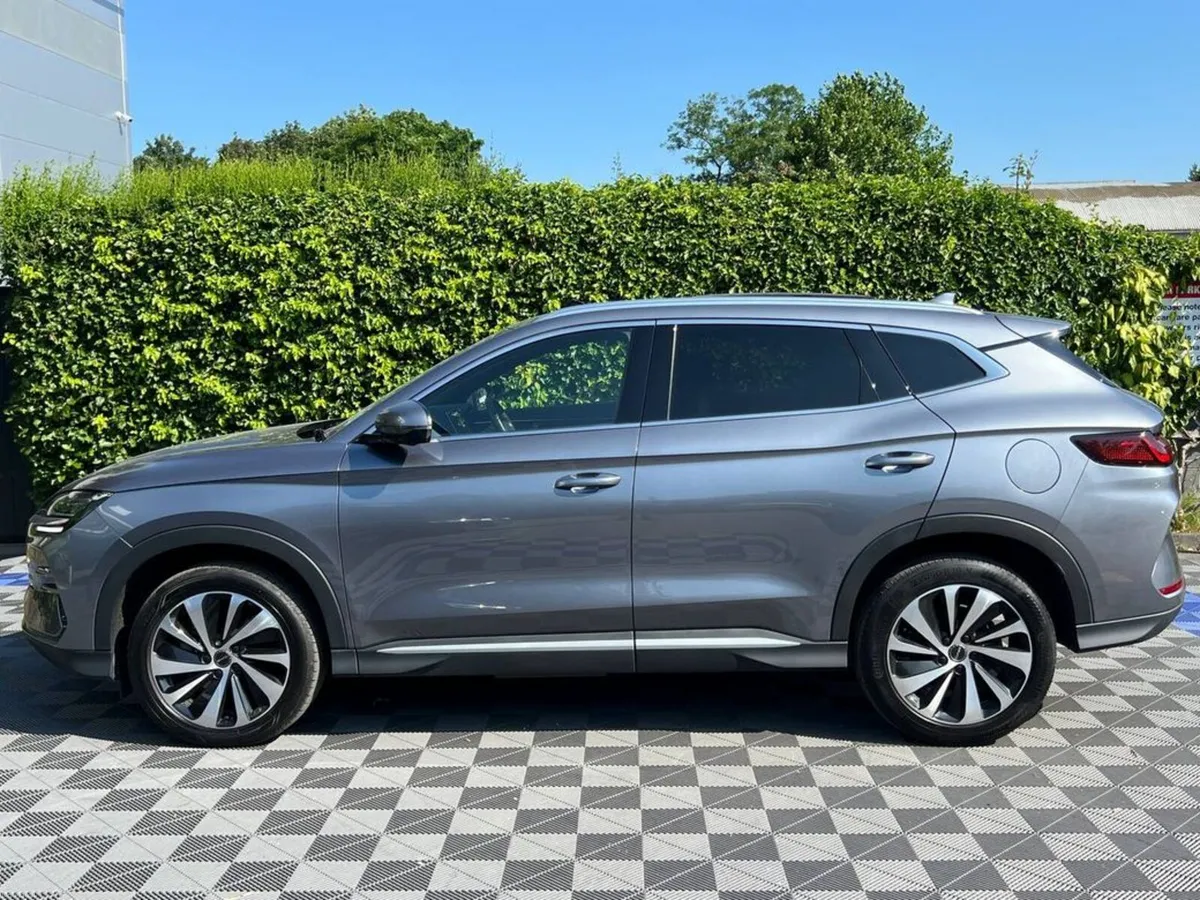 BYD SEAL U U COMFORT DM-I 1.5 HYBRID // OPENING PA - Image 4