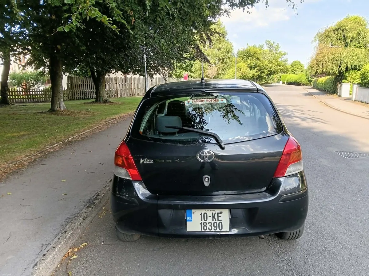 2010 Toyota Yaris 1.0 Litre Petrol Automatic - Image 4