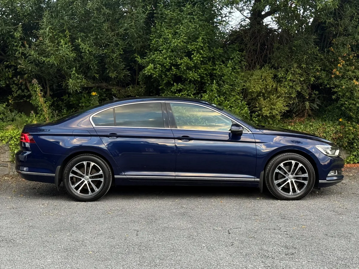 VW Passat Highline (Low Mileage Petrol) - Image 2