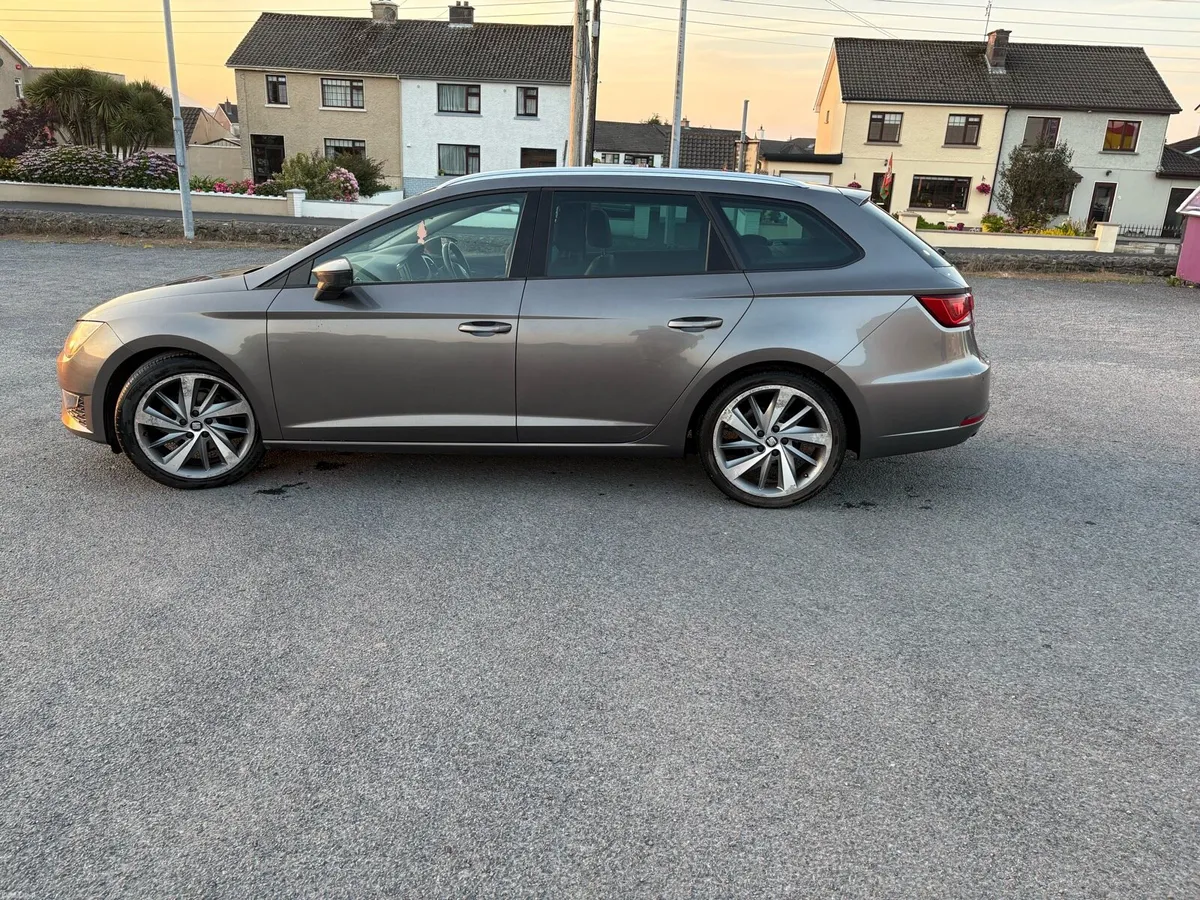 Seat Leon FR 150bhp - Image 4