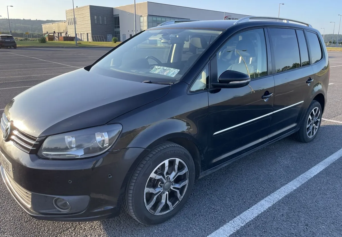 Volkswagen Touran 2012 2.0TDI SPORT - Image 6