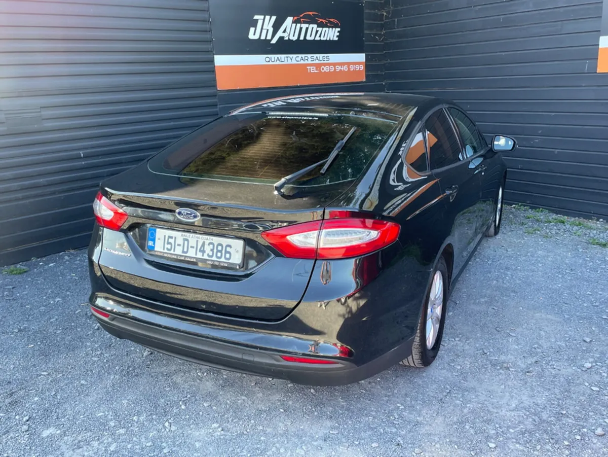 Ford Mondeo ZETEC 1.6 TDCI 115PS 4DR - Image 6