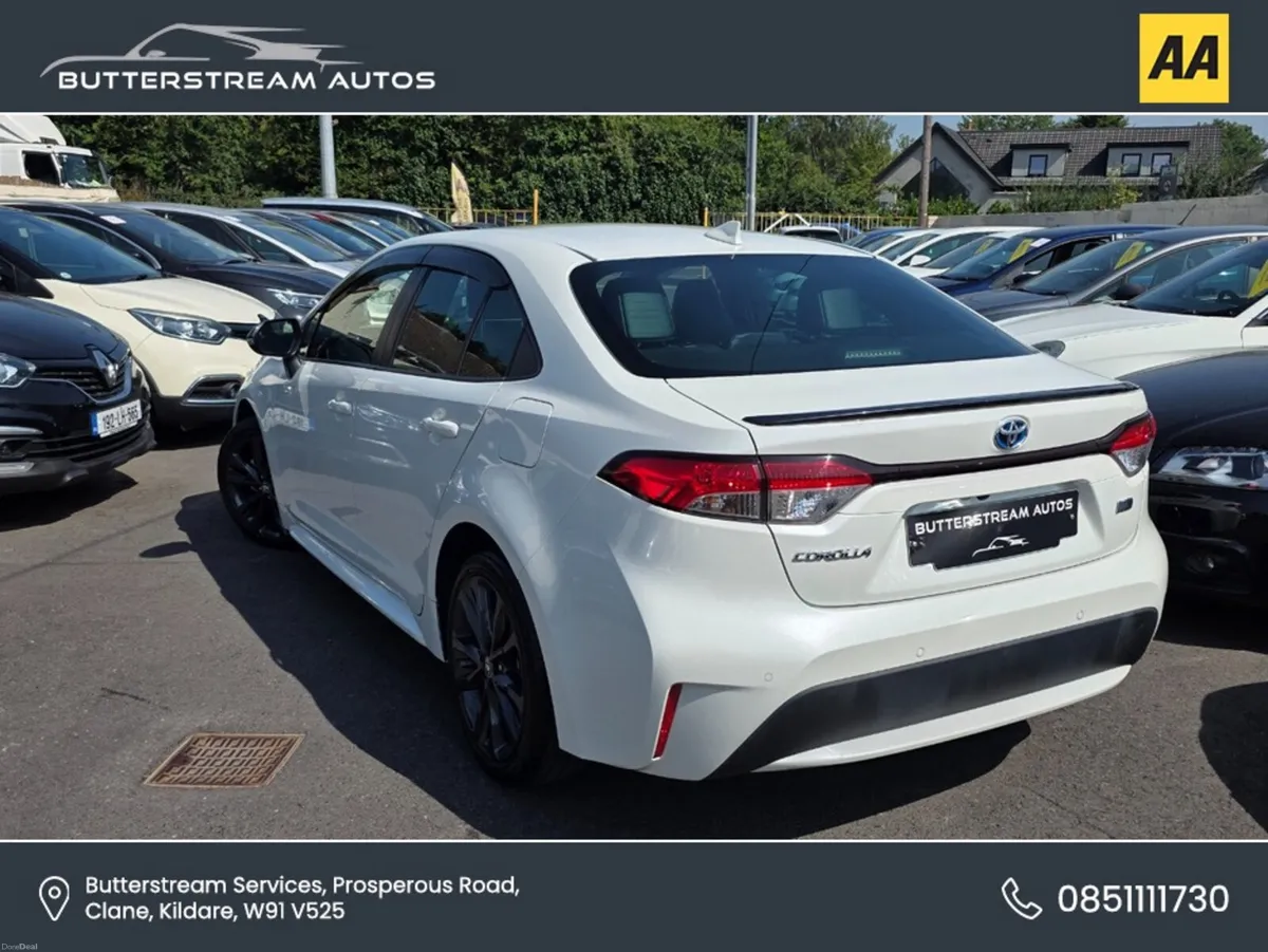 Toyota Corolla 1.8 HYBRID AUTOMATIC ONLY 80K KM - Image 4