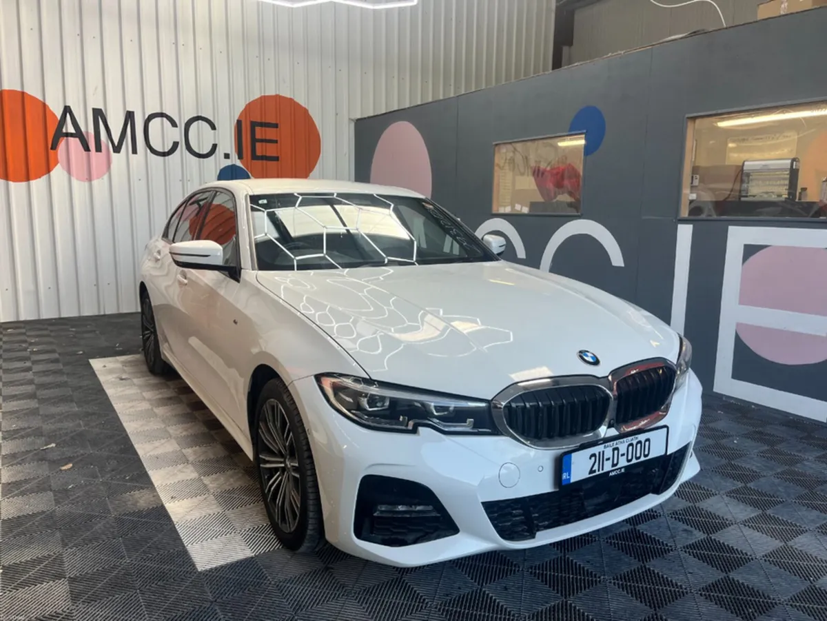 BMW 3-Series 2021 BMW 330E M-SPORT 2.0 AUTOMATIC / - Image 1